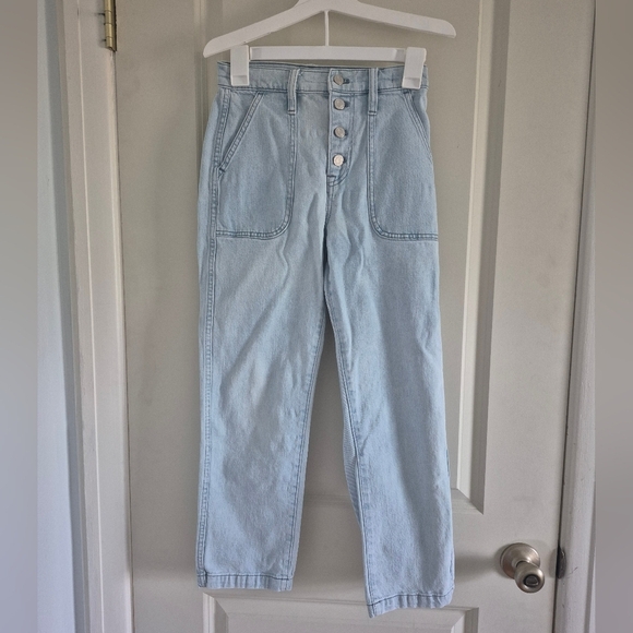J Crew Straight Leg Light Wash Front Button Jeans - Picture 1 of 5